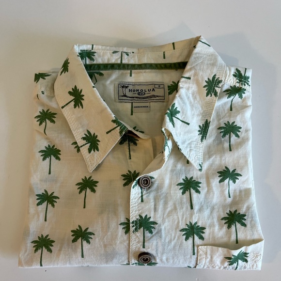 Honolua Men’s Cream & Green Palm Trees Button Small Shirt - Picture 1 of 5